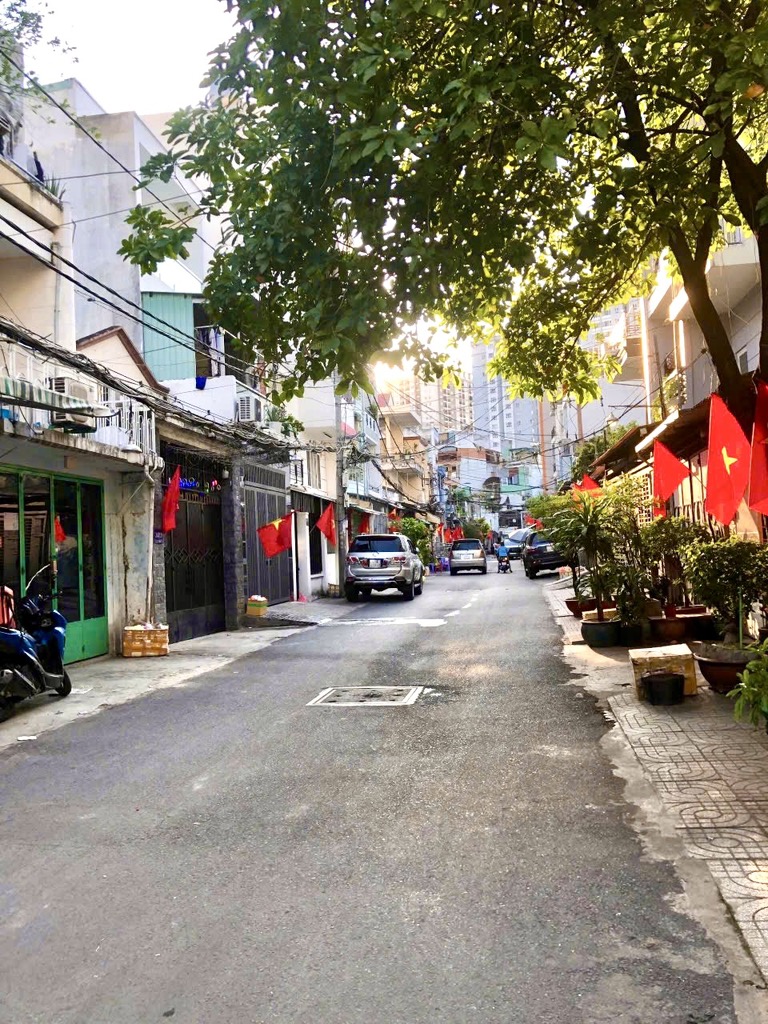 Nhà riêng 2 tầng Đinh Bộ Linh - Bình Thạnh 90m2 - 8.1 tỷ - hẻm ô tô - dòng tiền tốt